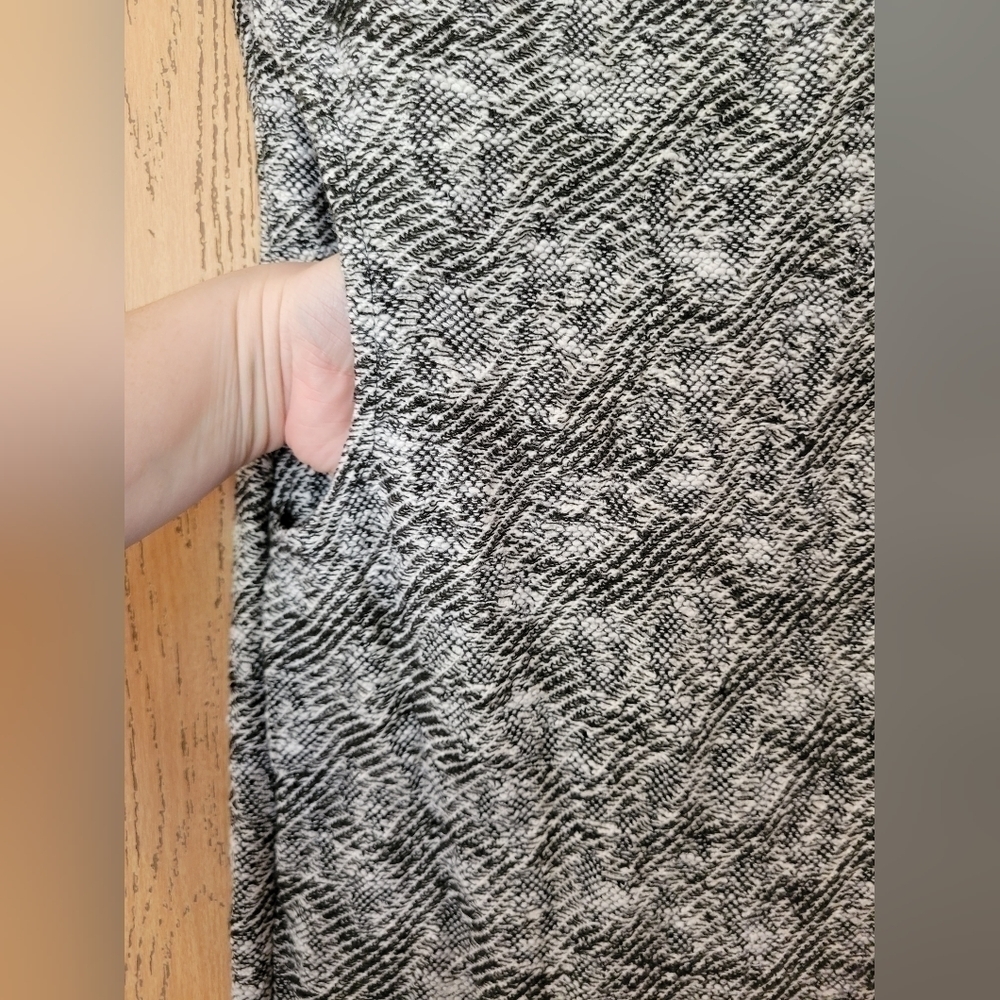 Free People black & cream Cora Jaquard knit asymmetrical sleeveles midi dress XS - Picture 4 of 12